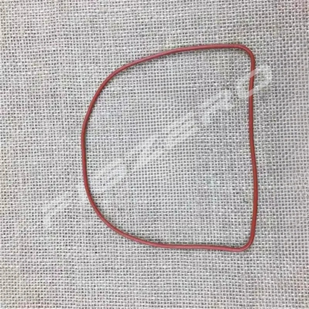 Motorcycle Gasket - غطاء رأس الأسطوانة وحشية غطاء الصمام
